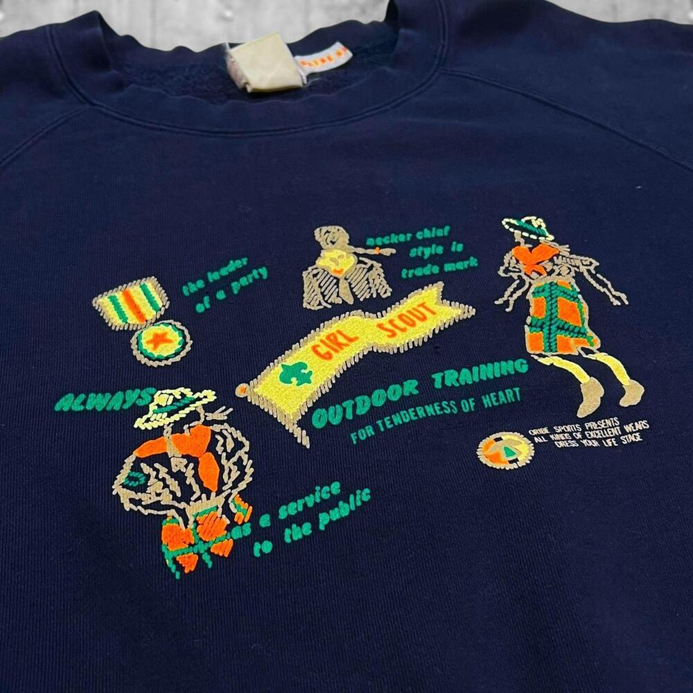 ★ Vintage Girl Scout Outdoor Training Navy Blue 80’s Crewneck Sweatshirt ★ - Picture 2 of 6